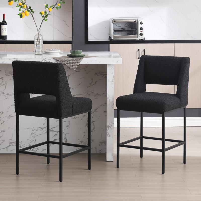 Tabouret de comptoir avec cadre en métal 26,4 po Jenie, Noir bouclé