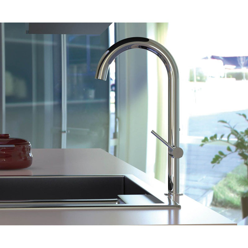 Chef Single Handle Kitchen Faucet