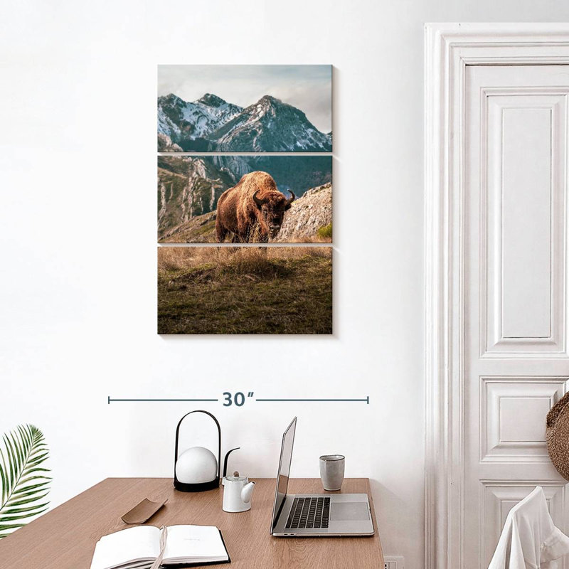 Brampt Simple Mountain Bison, 32" H x 20" W