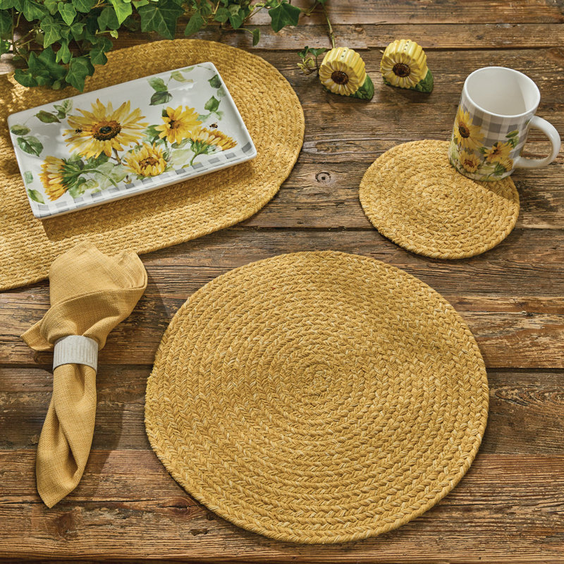Linge de table Cilka, Tapis de 54 po, Cumin, Géométrique