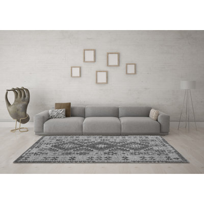 Tapis rectangulaire gris en chenille tissé à la machine