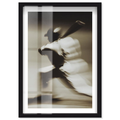 Baseball Player I Shadowbox Print, art mural Mancave par Notoriart, cadre noir, 36 x 54