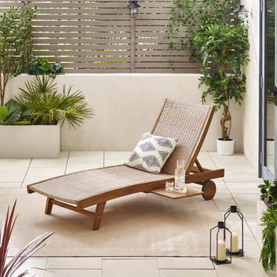 Méridienne inclinable en bois d'acacia massif Abigail - Patio de jardin moderne