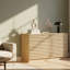 Commode cannelée moderne 47 po à 6 tiroirs avec finition chêne naturel, tiroirs coulissants et ensemble anti-basculement