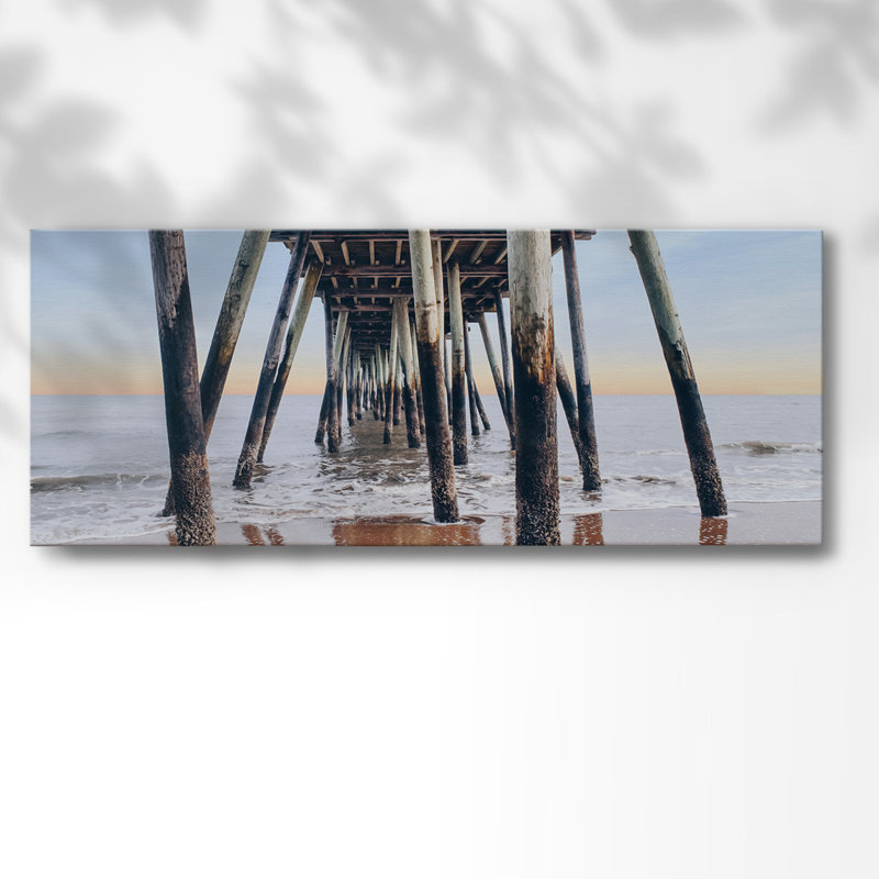 Under The Pier, H 24 po x l 60 po x P 1,5 po