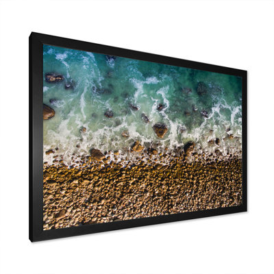 Plage, roches et rivage, vue aérienne III - Peinture sur toile