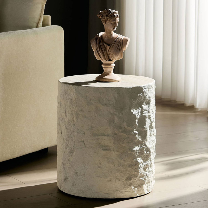15.75" Round Fibreglass End Table