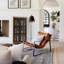 Armoire de rangement de style campagnard avec portes en verre Zaria