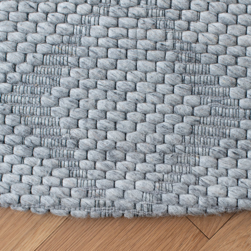 Naida Performance Solid Color Rug, Rectangle 6' x 9'