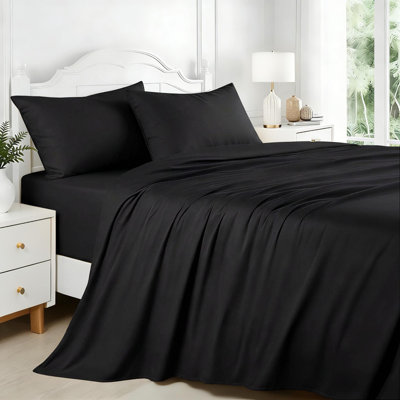 Queen Size 4-Piece Sheet Set - Cooling Breathable Bed Sheets - Hotel Luxury Deep Pocket Bedding for Kids, Teens, Adults - Soft Wrinkle-Resistant - Machine Washable - Black