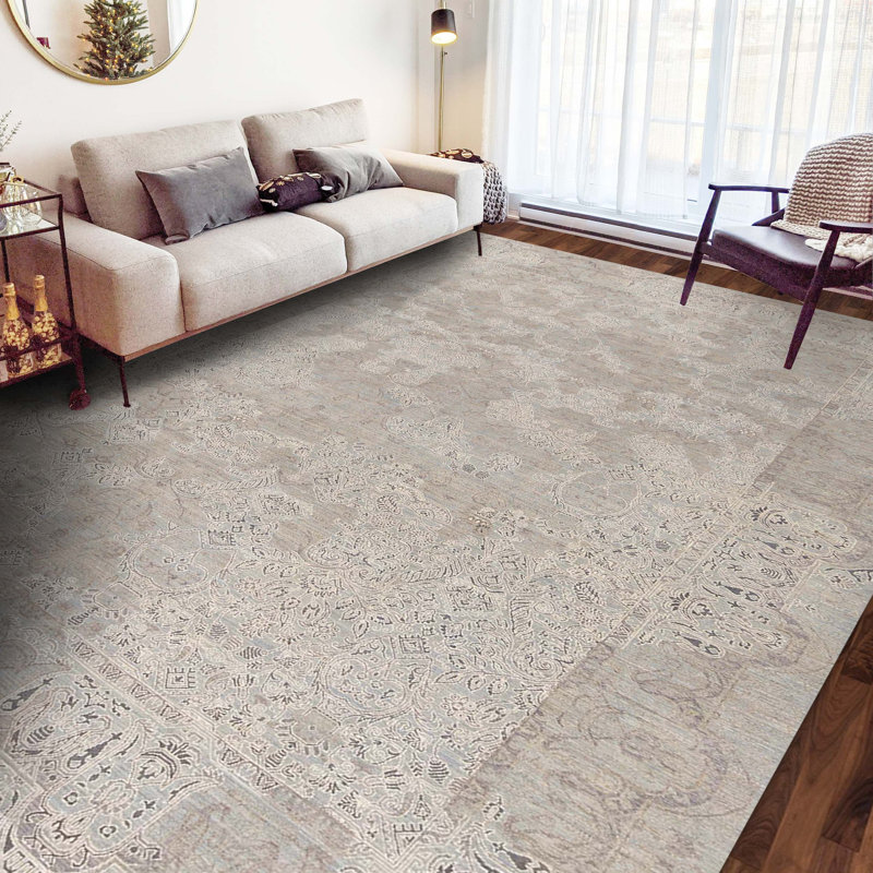 Hand-Knotted High-Quality Gray Area Rug