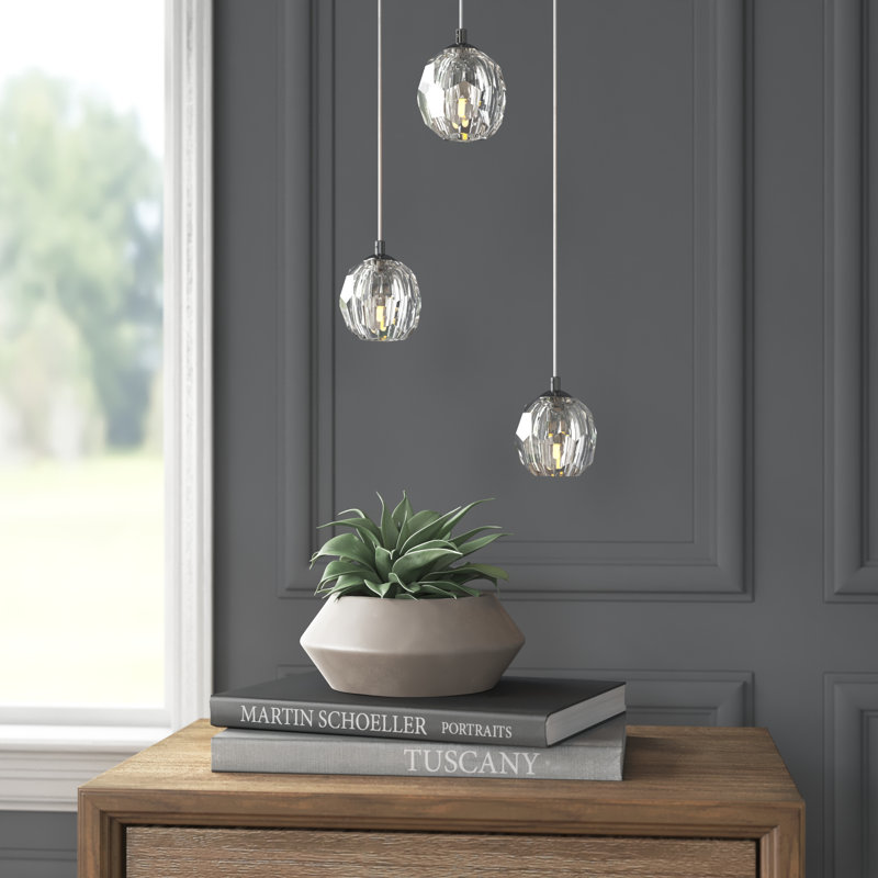 Luminaire suspendu Swampscott, Chrome, Trois lumières, H 83 po x l 11,8 po x P 3,7 po