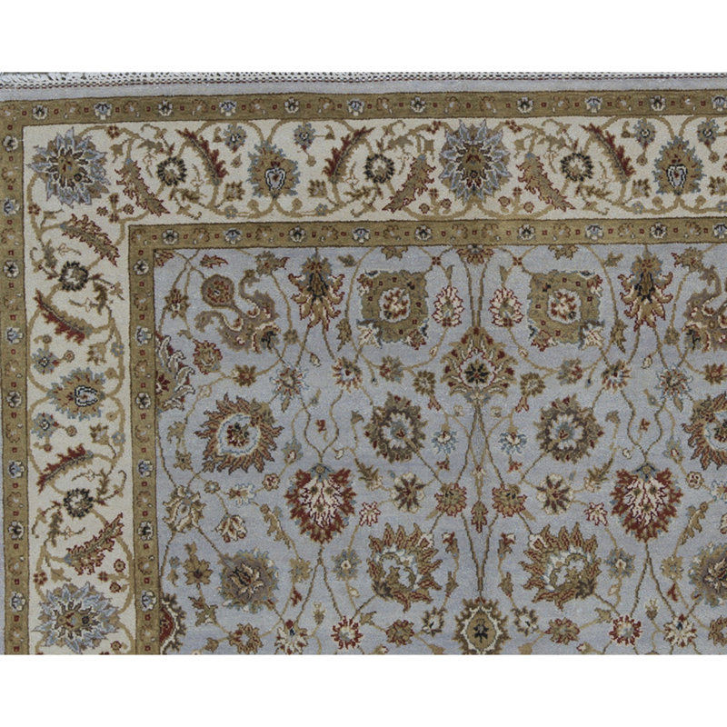 Wool Oriental Area Rug in Beige/Blue/Maroon