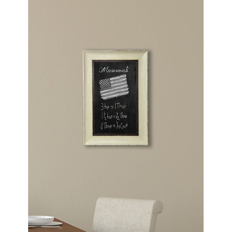 Tableau noir mural à Jadé Rayne, H 5 pi 6 po x l 1 pi 6 po