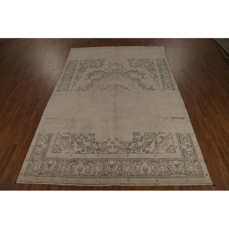 Tapis traditionnel en laine vieillie 8 x 12