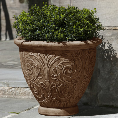 Pot à fleur en pierre Sevan