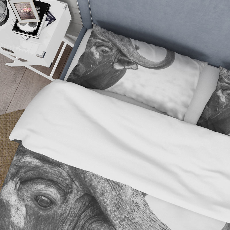 Portrait monochrome de Buffalo III - ensemble de housse de couette Farmhouse - microfibre de polyester