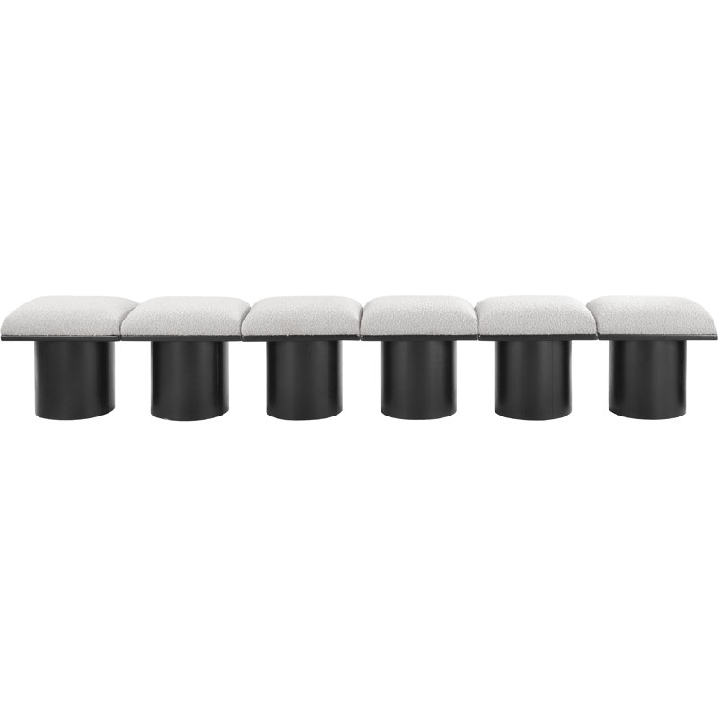 Banc rembourré Horatia, Noir, noir, noir, noir, H 17,5 po x l 108 po x P 15,5 po, Tissu crème bouclé