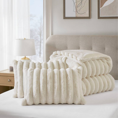 3-Piece Full Ribbed Faux Fur Comforter Set, Soft Ivory Bedding Set