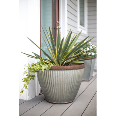 Irondale Lightweight Garden Pot Planter with Drainage Holes - Irondale Plant Pot - Plastic - Silver