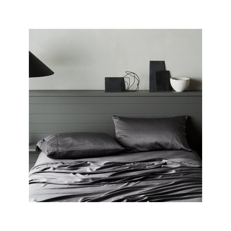 Taie d'oreiller en satin Signature, Lit double ‑ deux taies d'oreiller standard, Ardoise