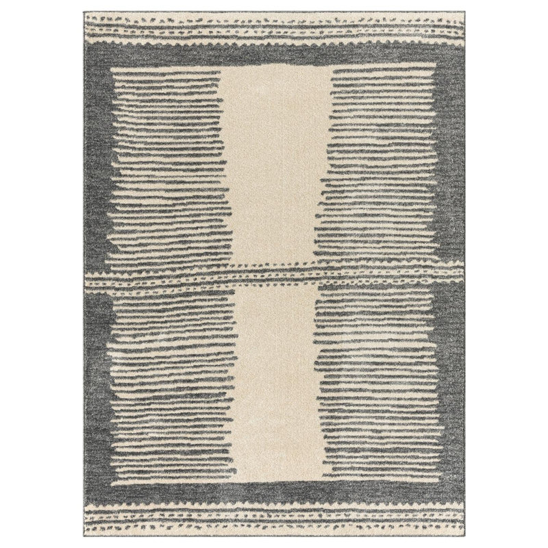 Tribal Geometric Area Rug in Gray, Rectangle 5' x 7'
