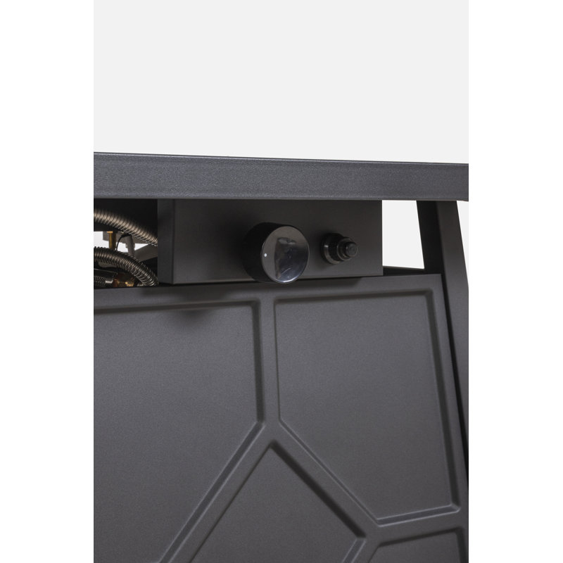Foyer de table en acier au propane avec couvercle et protection contre les intempéries Dygert H 25 po x l 28 po