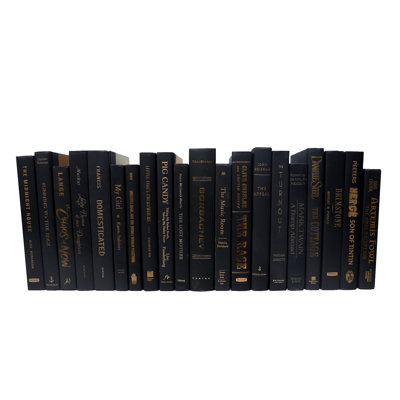 Onyx et livres en cuivre au pied