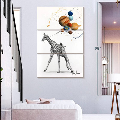 Brampt Giraffe Universe