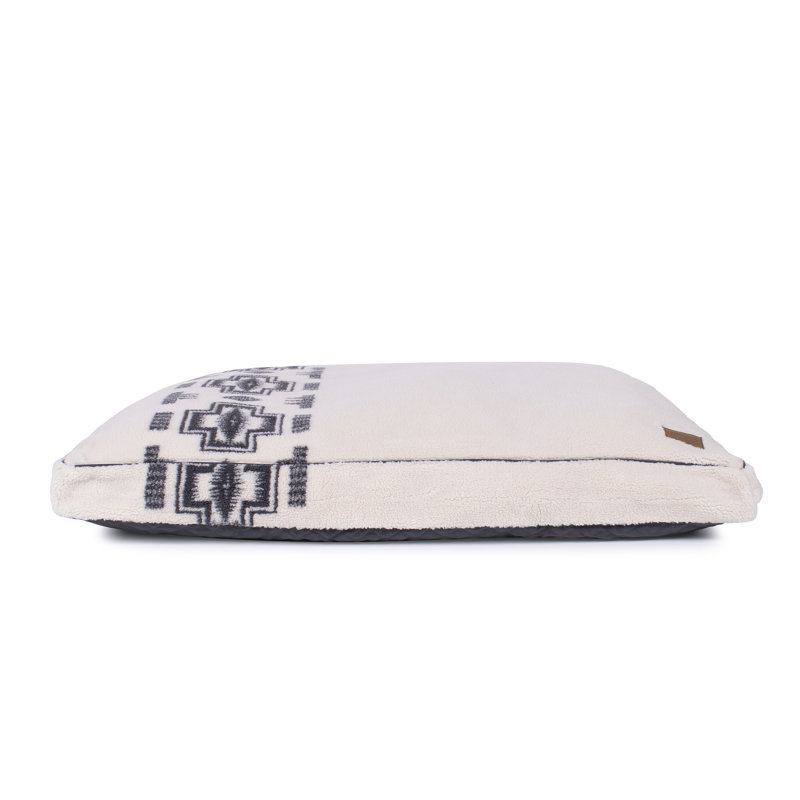 Pendleton Pet Napper, Harding Tonal Natural, X-Large (48"w x 36"d x 4"h)