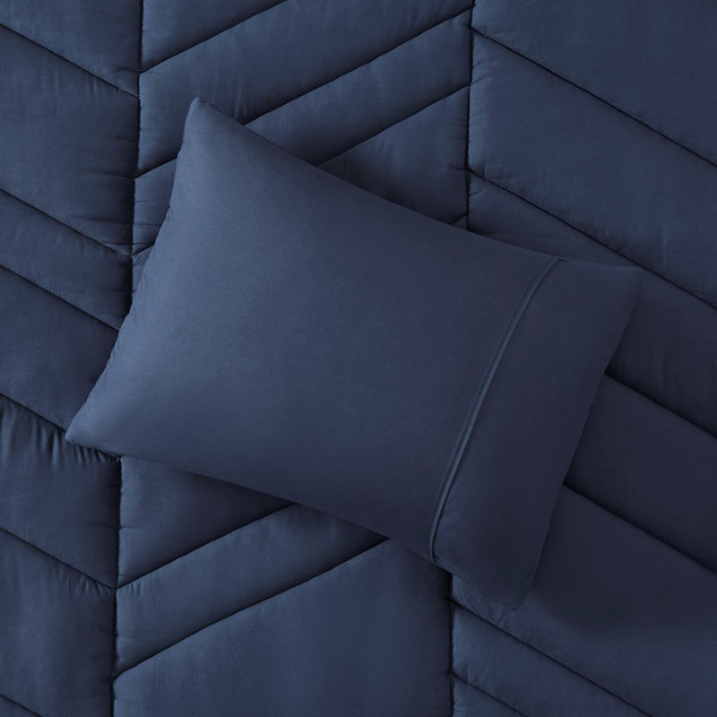 Navy Twin Microfiber Quilted Comforter Set