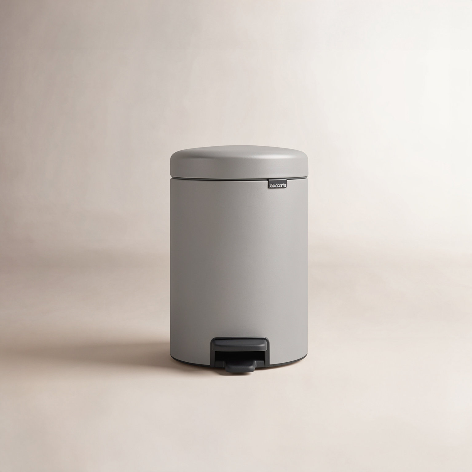 Brabantia Newicon 1.3gal Step-On Can, Mineral Concrete Gray