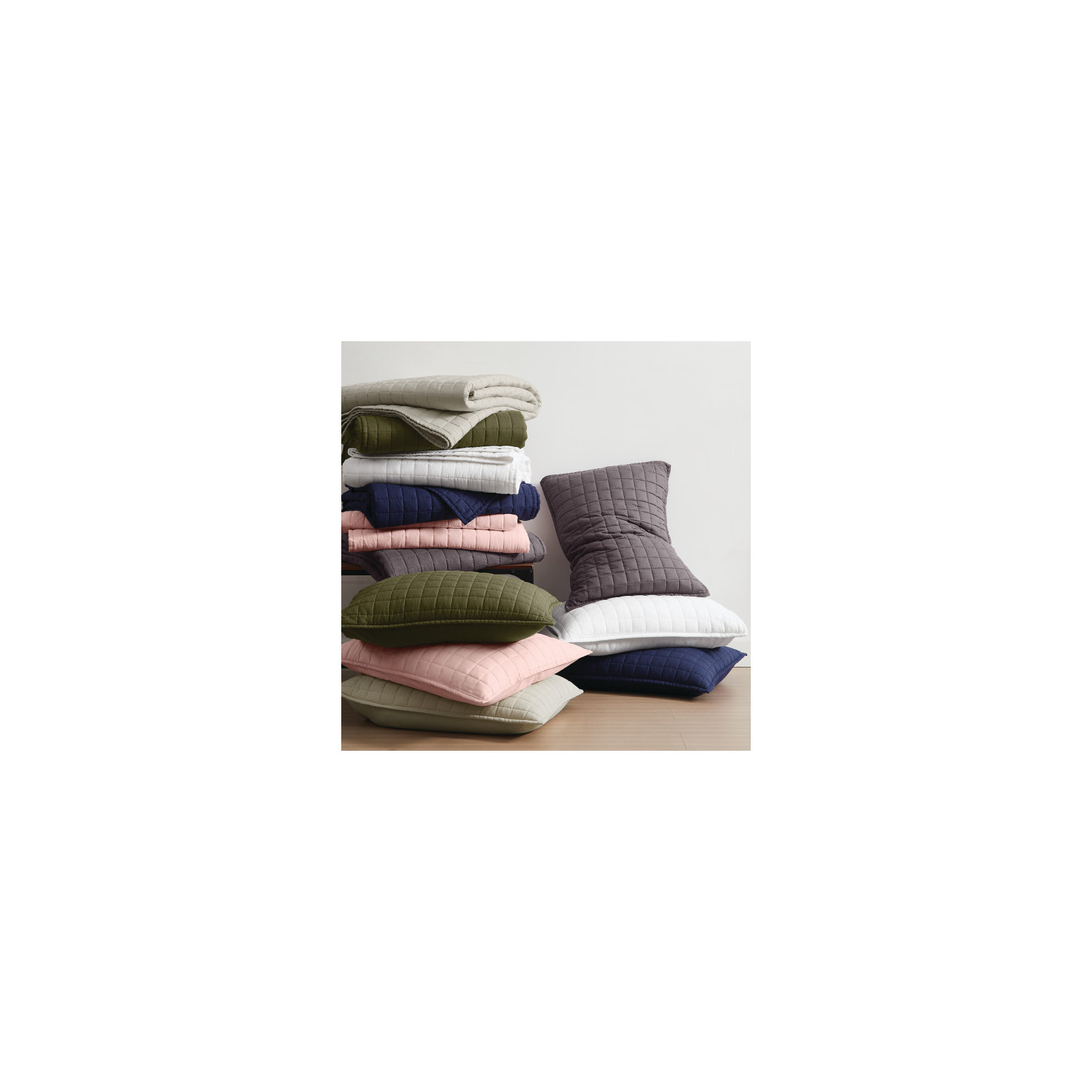 Nena Bedding, Queen + 2 Standard Shams, Rust