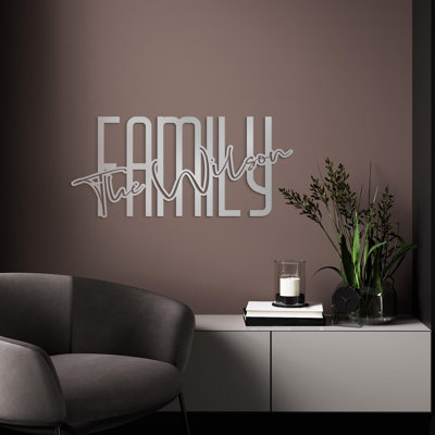 Signe de nom de famille, art mural en métal, signe de nom de famille, décor de ferme moderne, cadeau de pendaison de crémaillère pour la famille