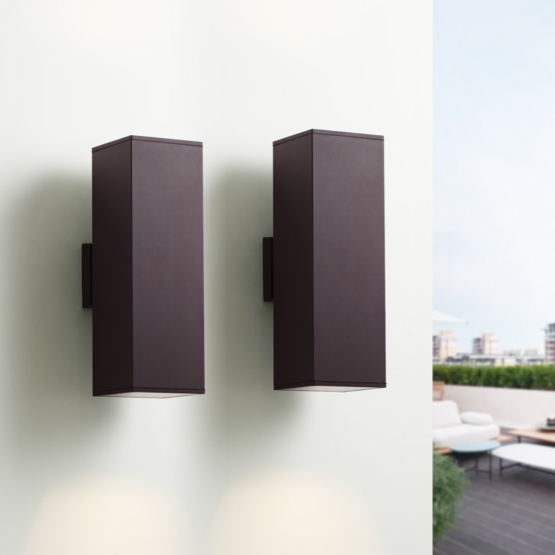 Alvisa Outdoor Wall Light in 2 Lights with Aluminum, Oil Rubbed Bronze, 18" H x 5.94" W x 8.46" D