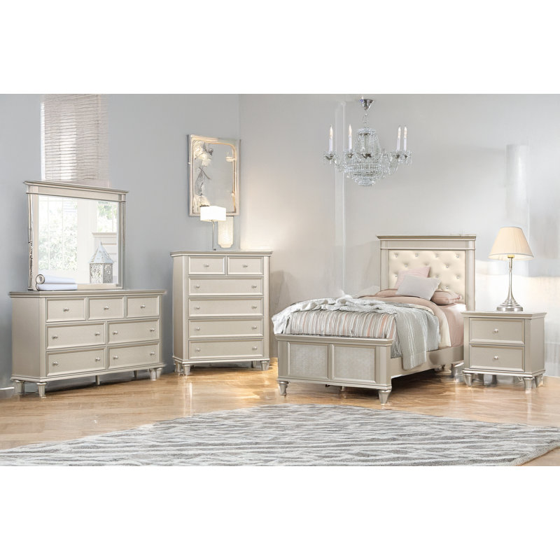 Jorge Silver Faux Leather Upholstered Tufted Panel Bedroom Set