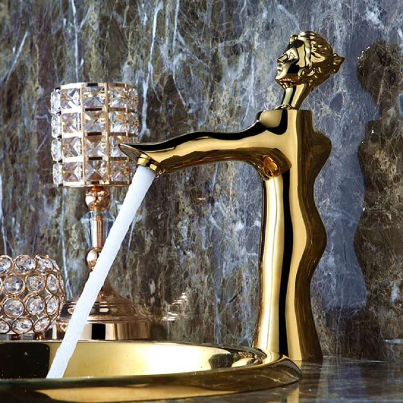 Robinet de lavabo sans contact en nickel brossé élégant et hygiénique pour une utilisation contemporaine dans les toilettes