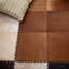 Tapis d'intérieur en cuir tissé à la main Studio-117806351