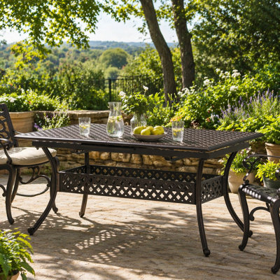 Expandable Dining Table