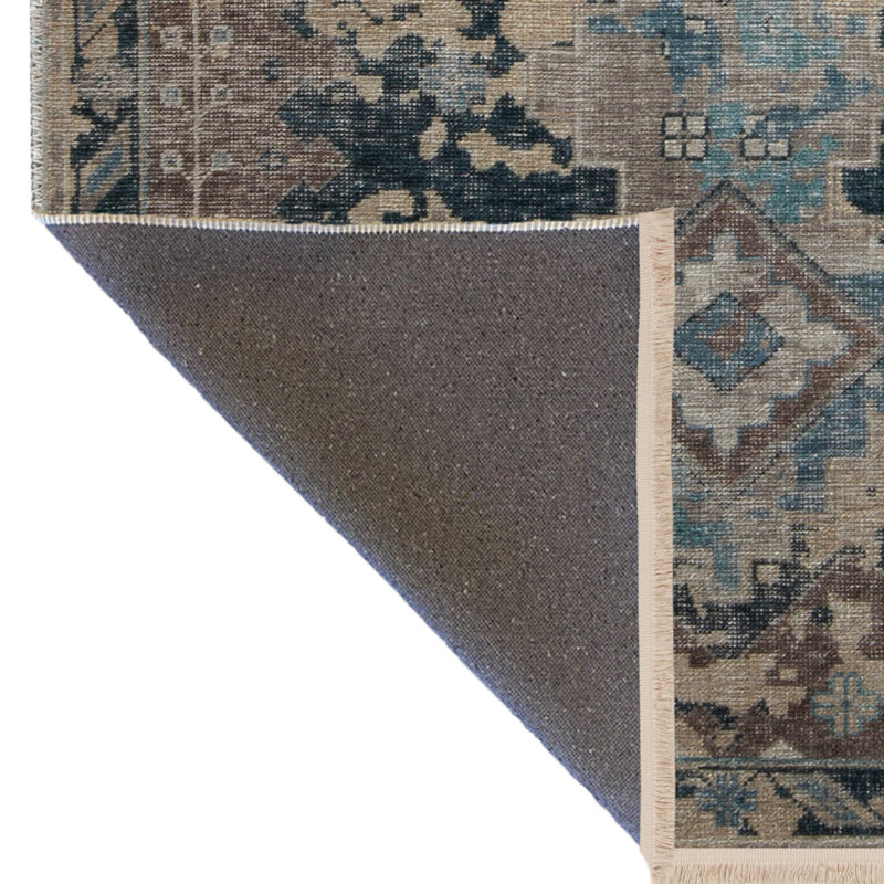 Tapis décoratif rétro multicolore clair à motifs traditionnels, Rectangle 5 pi x 8 pi 3 po