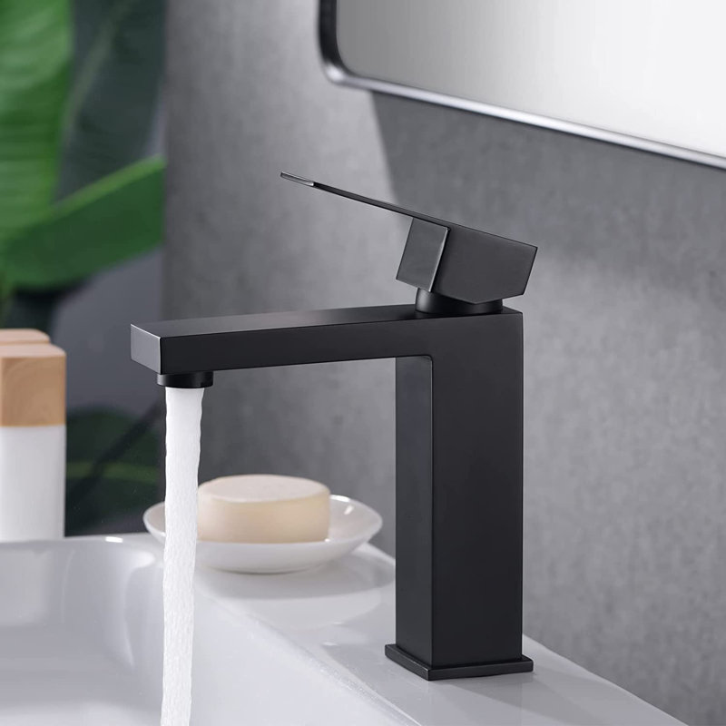 Single-Hole Single-handle Bathroom Faucet with Drain Assembly, Black