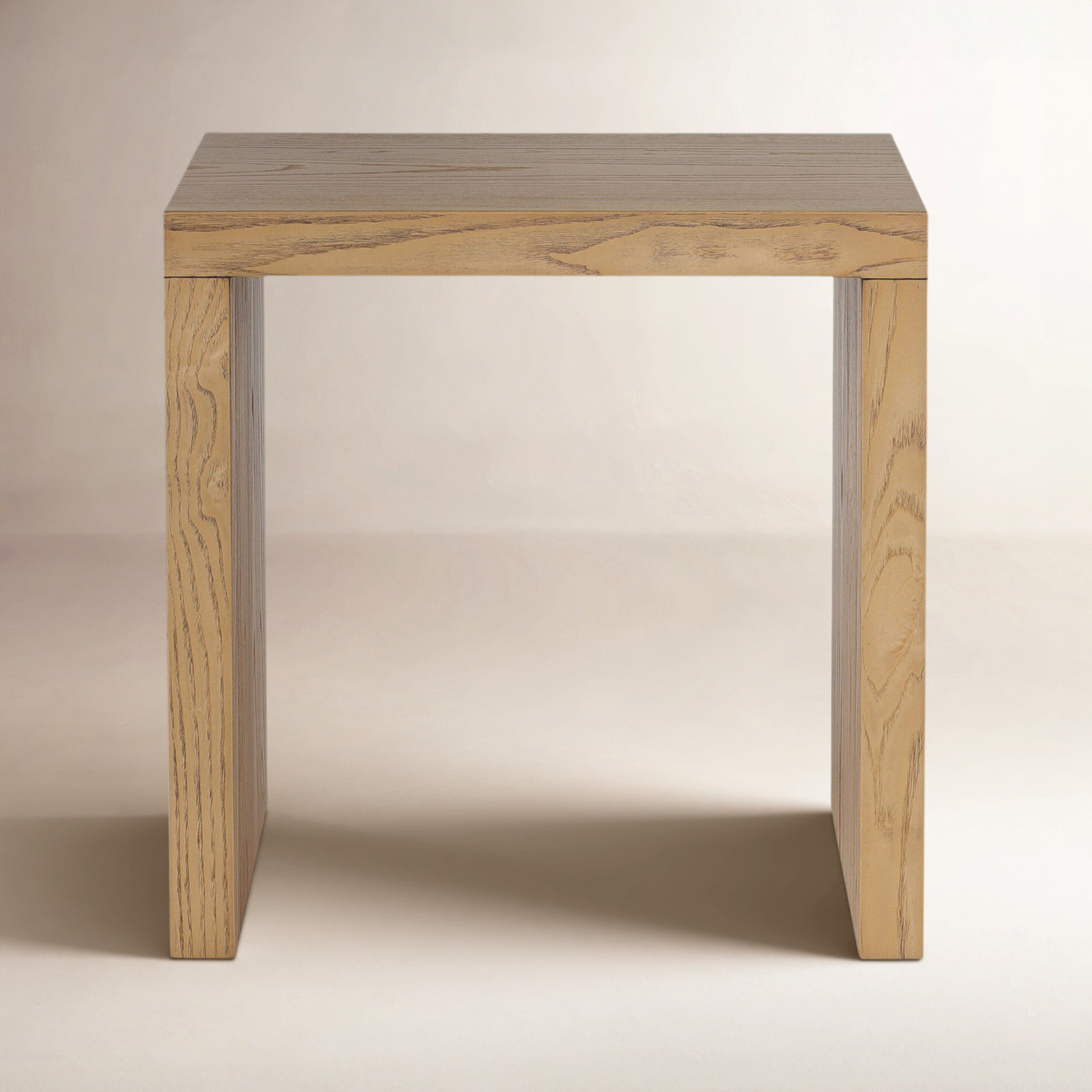 Hathaway 20" End Table