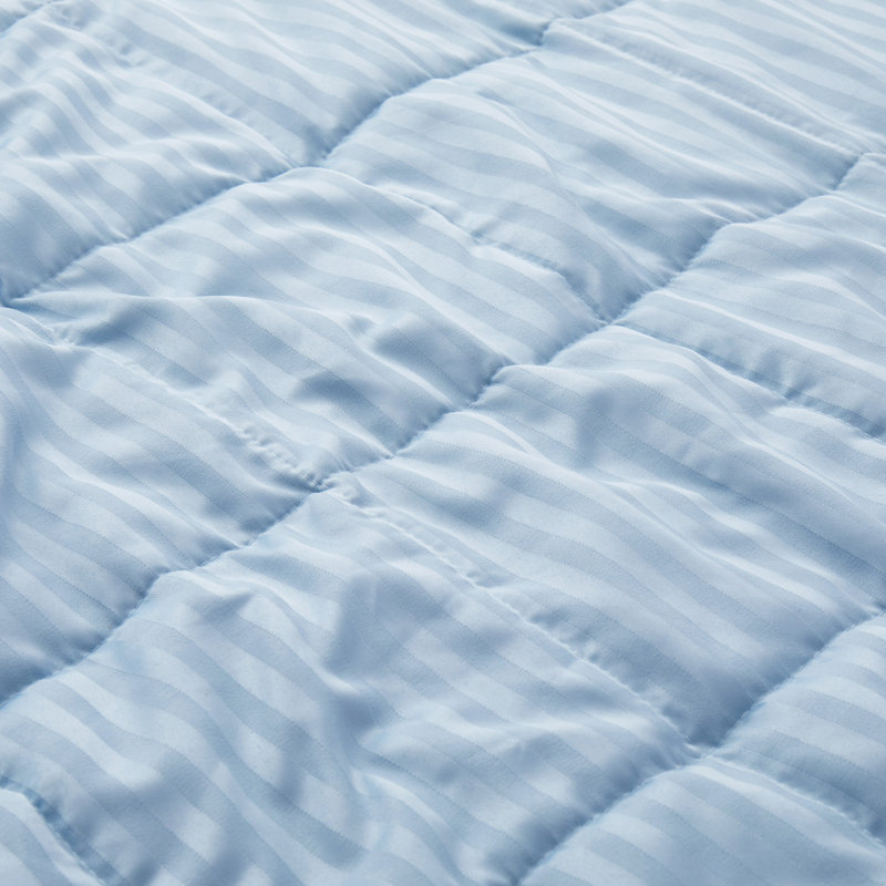 Couverture avec bordure en satin, Très grand lit, Bleu