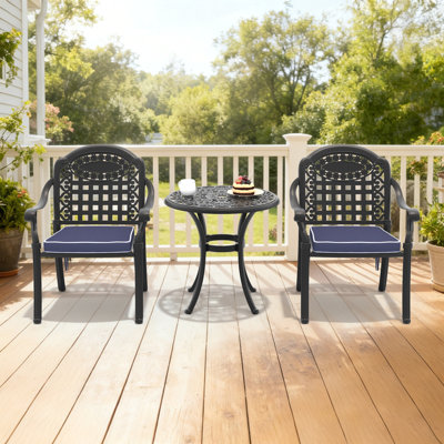 Ensemble de 3 meubles de patio en aluminium coulé avec cadre noir et coussins de siège bleus