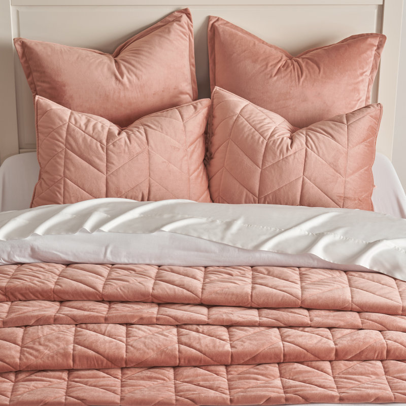 Ultra Soft Velvet Quilt Set, Queen Quilt + 2 Queen Shams, Clay