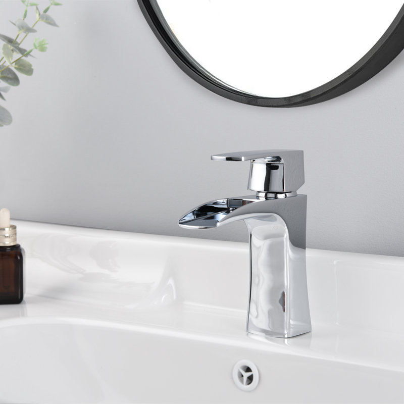Single-Hole Single-handle Bathroom Faucet with Drain Assembly, Chrome