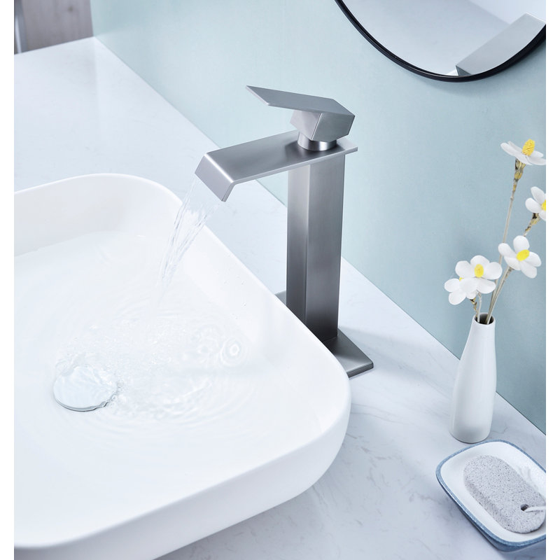 Robinet de salle de bain en acier inoxydable avec poignée simple, bonde escamotable et installation facile pour les lavabos modernes