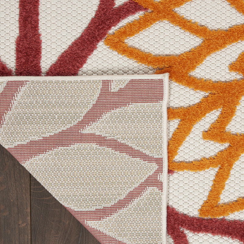 Tapis rouge à motif floral Newton, Rectangle 2 pi 8 po x 4 pi