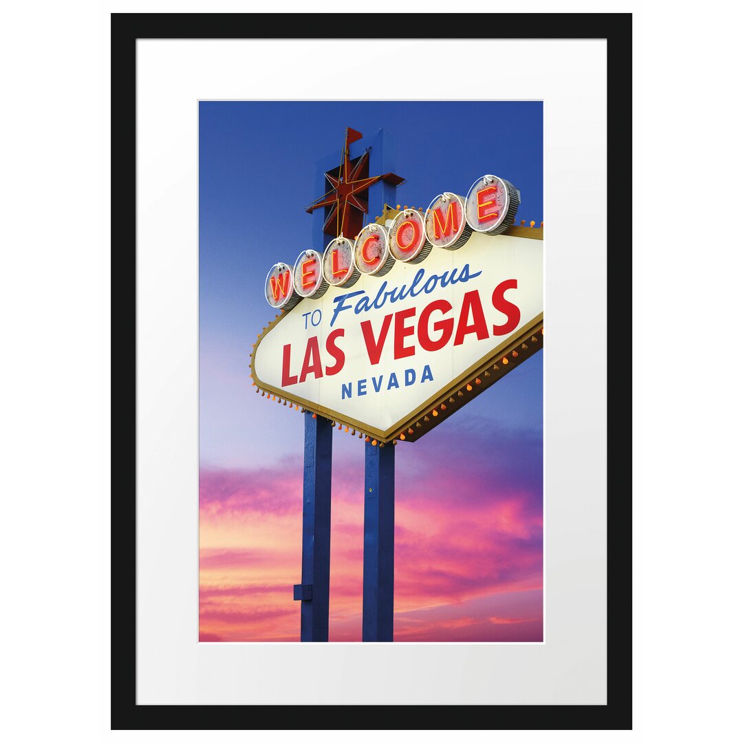 Gerahmtes Poster Las Vegas Schild in der Dämmerung