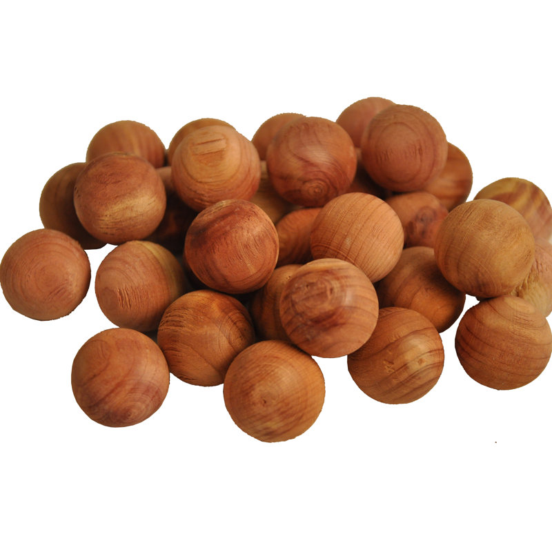 Boules de cèdre / boules